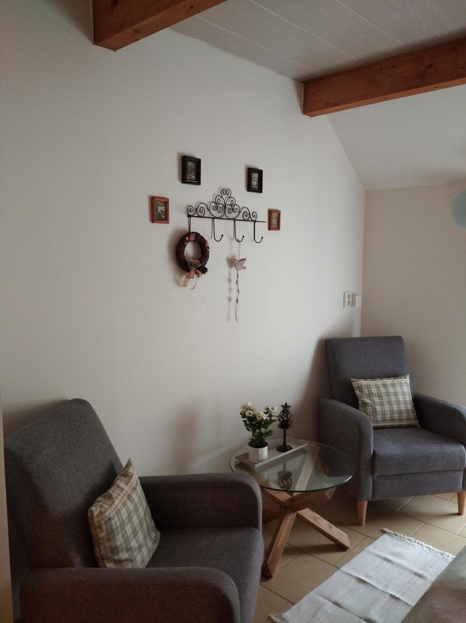 Hotel Statek Bily Dvur - Bely Machov Esterno foto